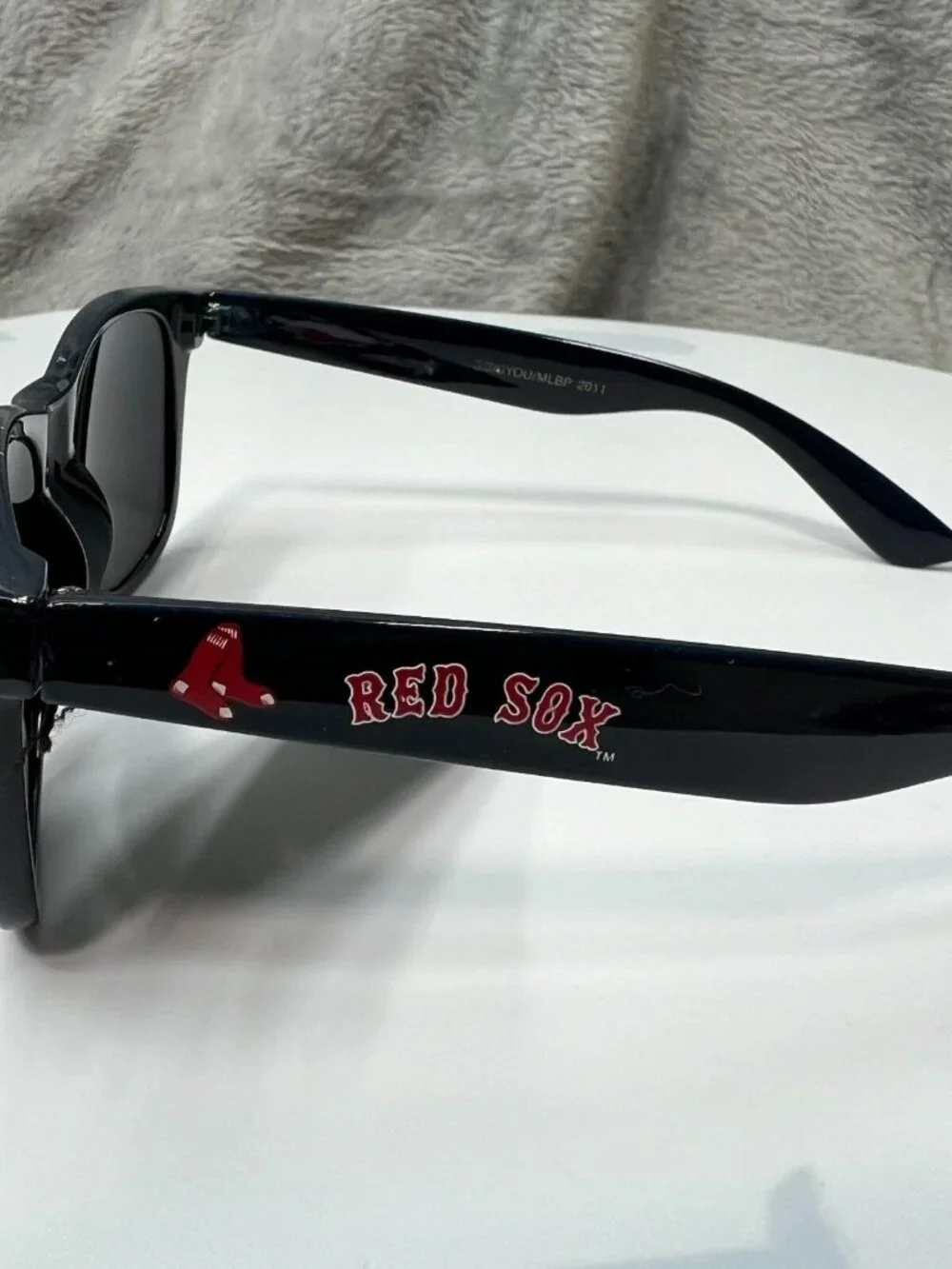 Boston Red Sox Retro Sunglasses - Official MLB Merchandise